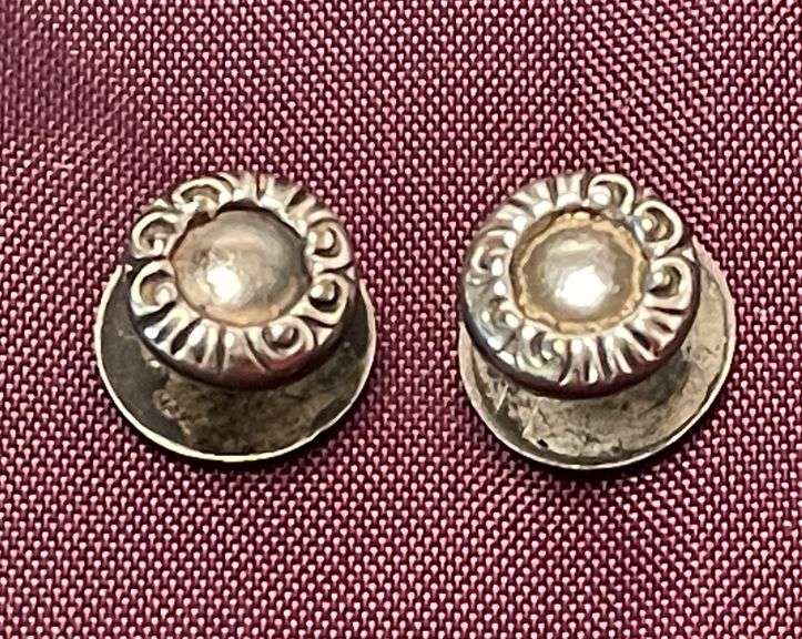 (2) Victorian 950 Sterling Silver Shirt Studs Auctionology LLC