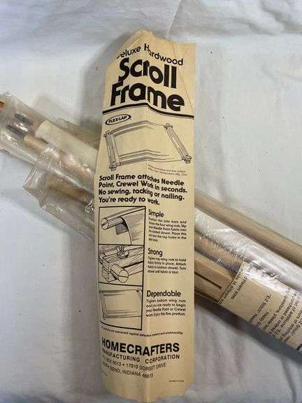 Deluxe Hardwood Scroll Frame