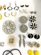 VINTAGE COSTUME JEWELRY LOT - 2 OF 2