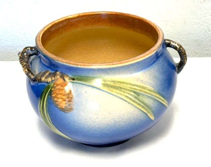 ROSEVILLE Blue Pinecone Bowl #632-4