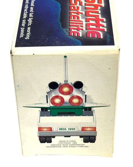 Hess 1999 Toy Truck & Space Shuttle ( New in Box )