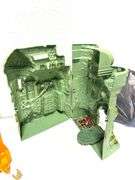 Castle Grayskull w/ He-Man Figures ( Vintage 1980's )