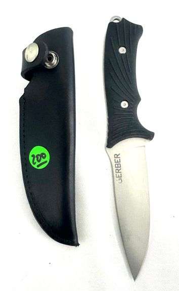 Gerber Big Rock Camp Knife Fixed 4.5" Bead Blast Plain Blade, GFN Handles, with Sheath - 22-01589