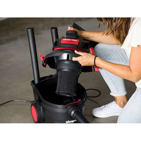 Shop-Vac 4-Gallon 5.5-HP Corded Wet/Dry Shop Vacuum with Accessories Included