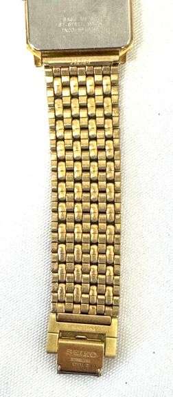 Classic Seiko Men's Wrist Watch - NICE!