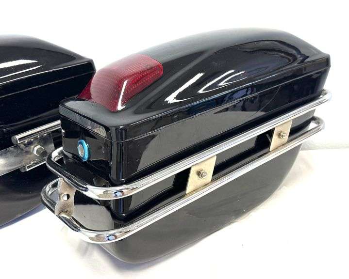 Harley Davidson Hard Case Saddle Bags