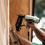 Metabo HPT 2-1/2-in 16-Gauge Pneumatic Straight Finish Nailer