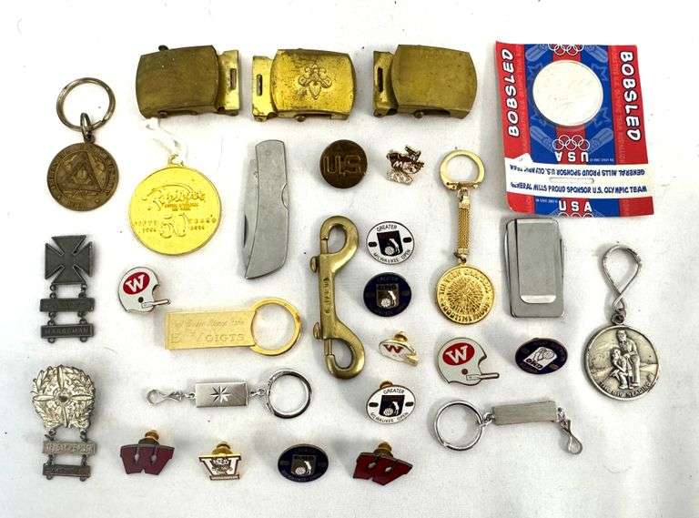 22pc Vintage Pins & Collectible Lot