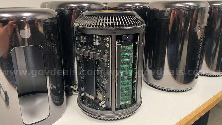 25 Apple Mac Pros Late 2013 - Auctionology LLC